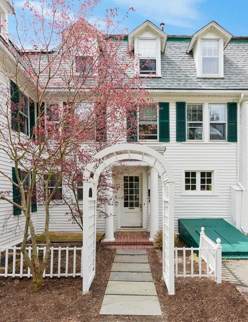 The Dewey By The Lenox Collection