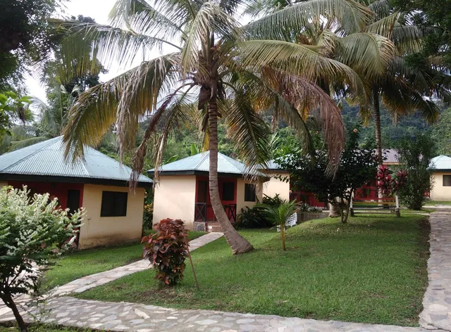 Lake Point Guest House