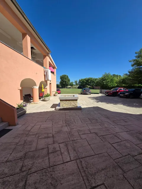 Apartaments Leon Nin