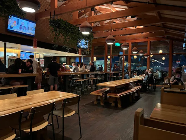 Loro Asian Smokehouse & Bar