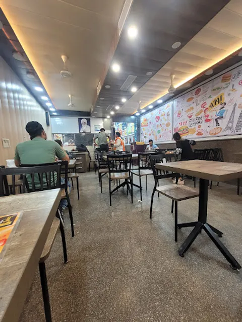 Noodle Hut & Sanjay juice bar A unit of Sanjay fastfood and beverages