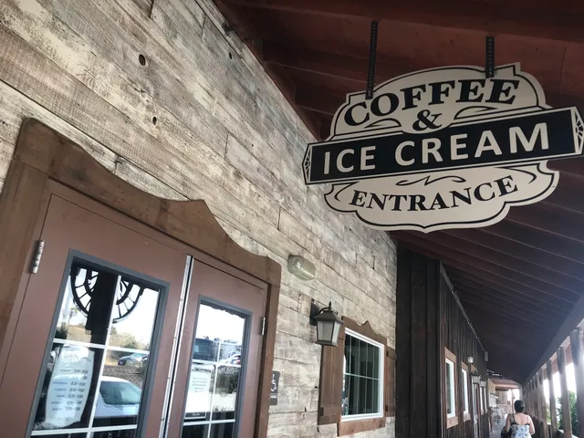 BravoLand Ice Cream Lab