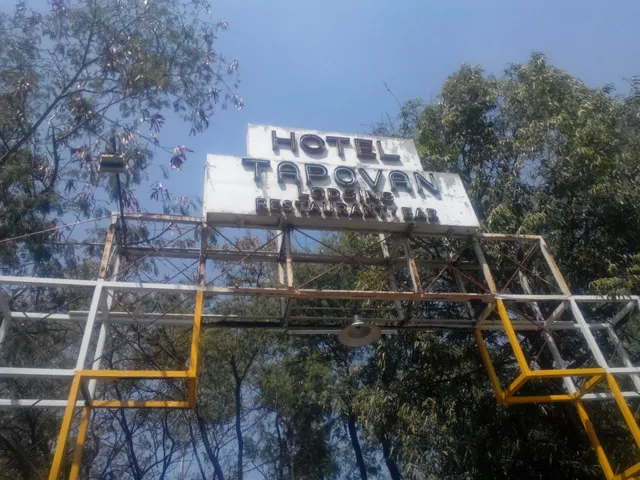 Hotel Tapovan