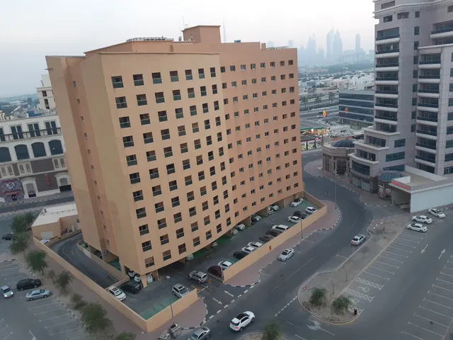 Suhail Alameri Properties, Hessa Home Building