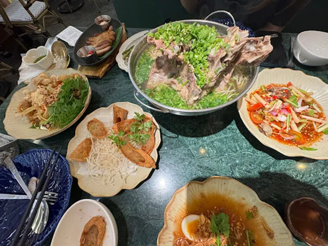 Chilli Thai Landmark 81