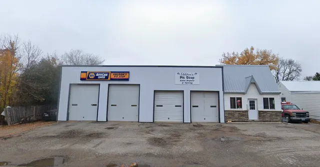 Sheldon's Pit Stop & Oil Change