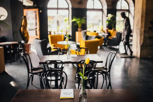 Berlinka, gallery café & bistro