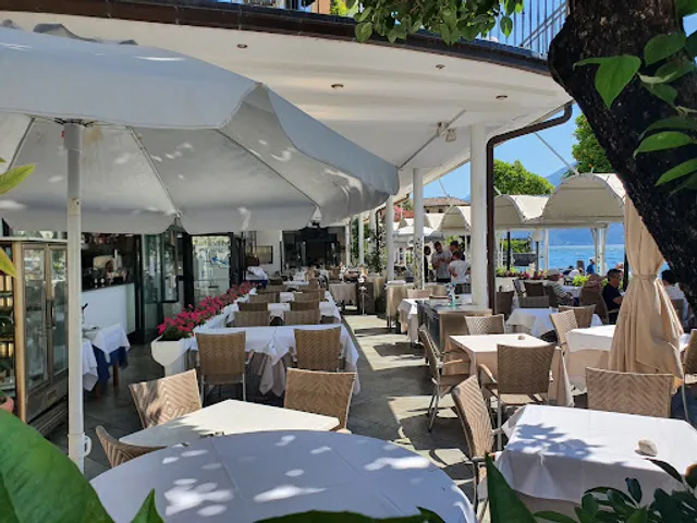 iLIKE bar Food And Drink