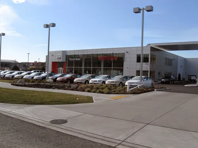 Younker Nissan