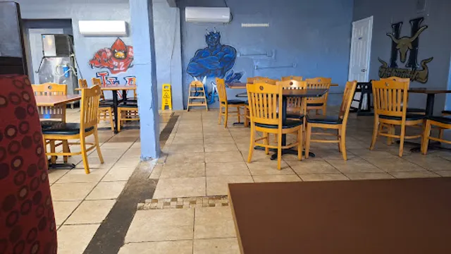 Lee Roy's Chicken & Burgers