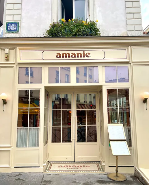 Amanie Paris