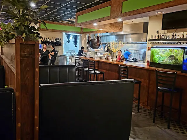 Lemongrass SUSHI & PHO