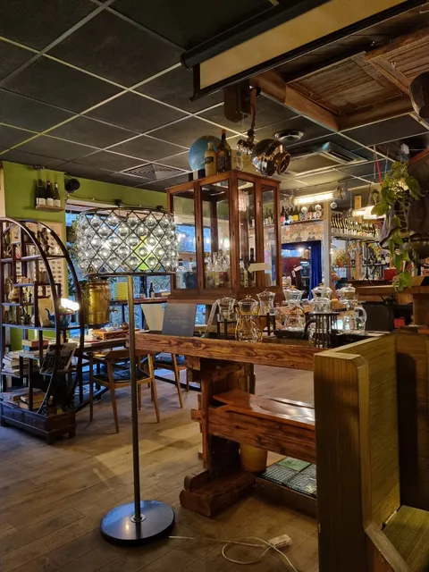 Chaynaya Vysota. Dom Chaya I Morozhenogo