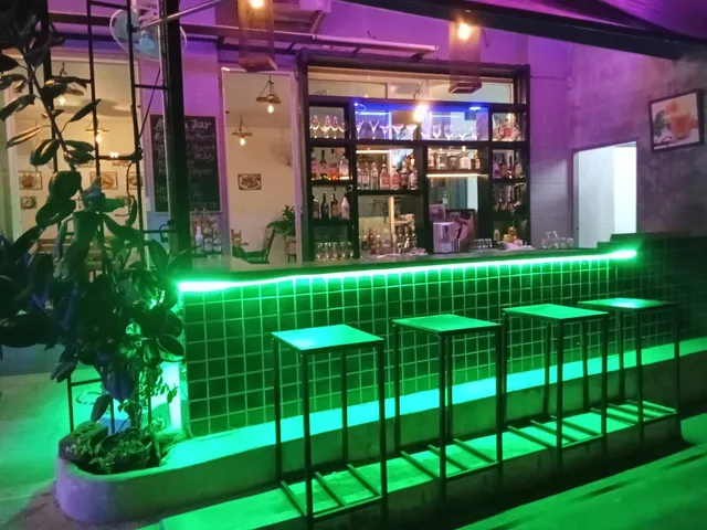 Narna Bar & Restaurant Kathu