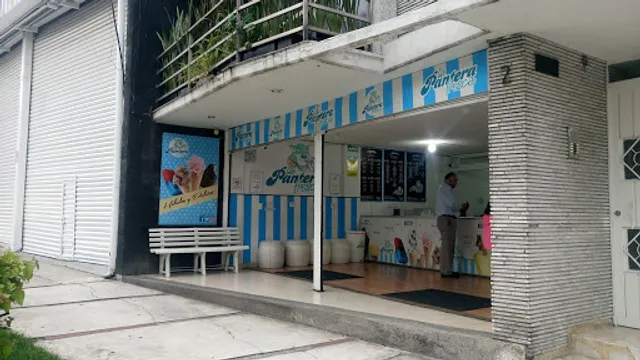 La Pantera Fresca Satélite