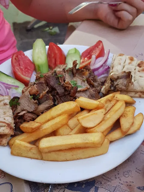 Yiannis Home Cooking