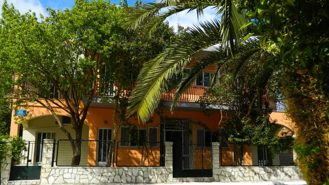 Stamoulis Apartments