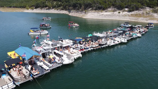 Good Time Tours - Lake Travis - Party Boat Rentals