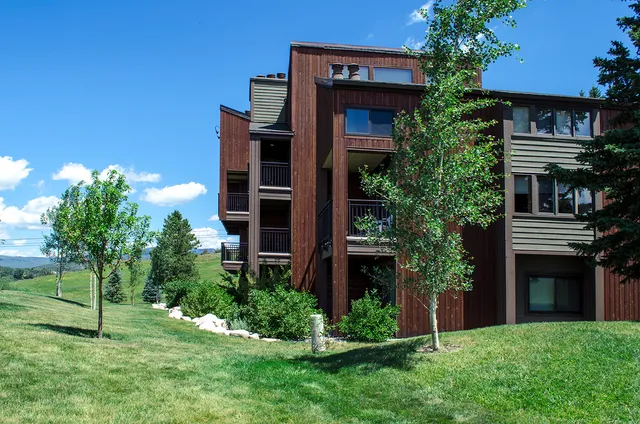 The West Condominiums by Mountain Resorts