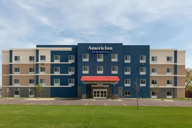 AmericInn by Wyndham Sioux Falls