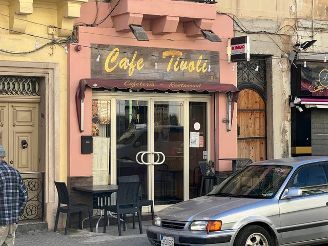 Cafe Tivoli