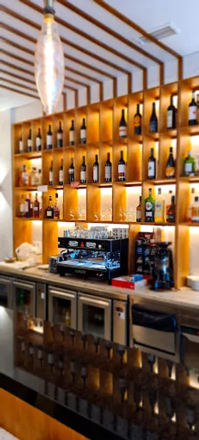 100 Gramas & Companhia