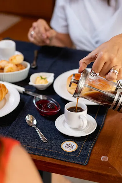 Dom café
