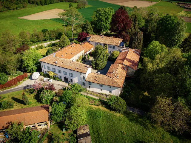 Dandelion Como Suites & Park