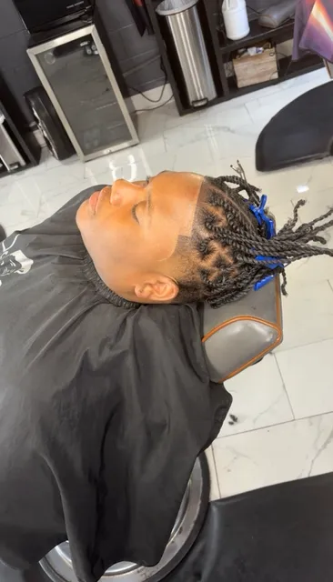 Luis at Essence Luxury Barber Shop