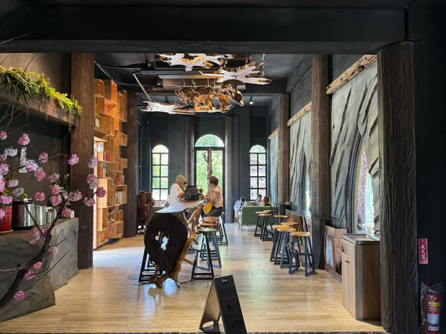 貝林古堡 • 菲尼克斯教堂