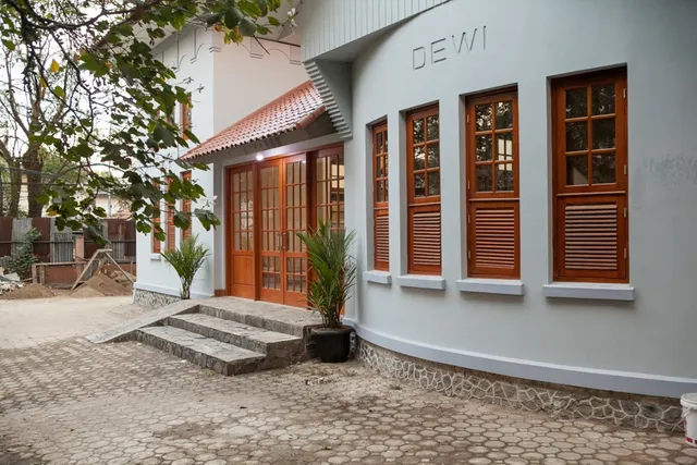 RedDoorz Plus near Pasundan University