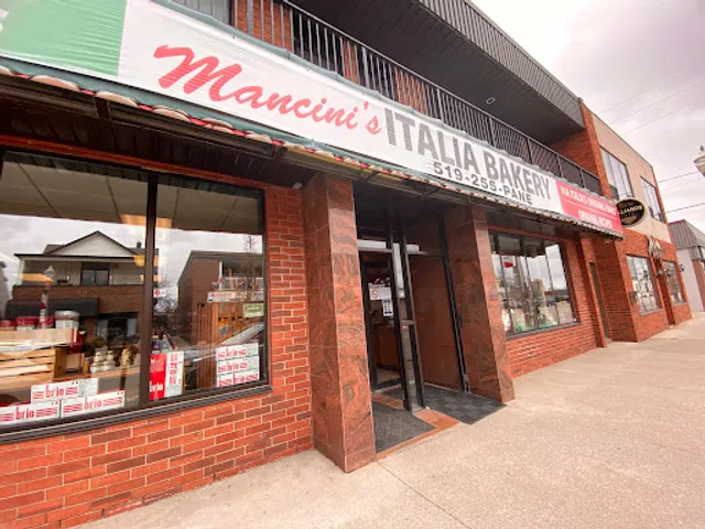 La Dolce Italia Bakery & Deli