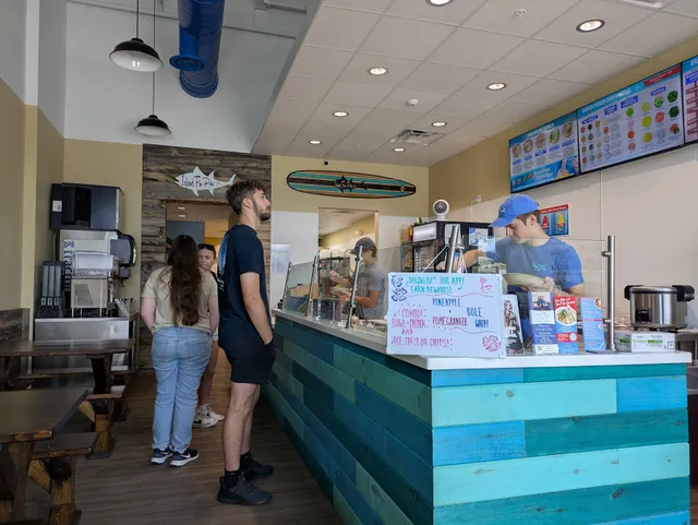 Island Fin Poke Co. - Beachwalk
