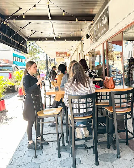 De La Vega -Wine, Tapas & Sangria- DeLand