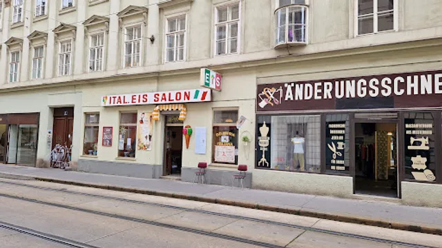 De Pellegrin ice cream parlor