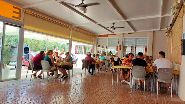 Restaurante Bar El Surtidor