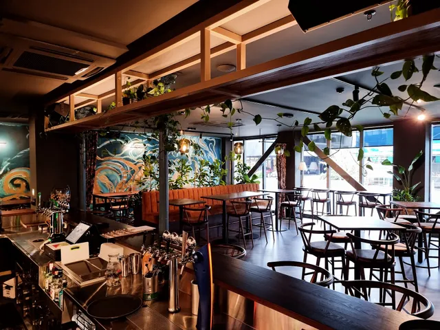 The Hoi Polloi Bar and Bistro