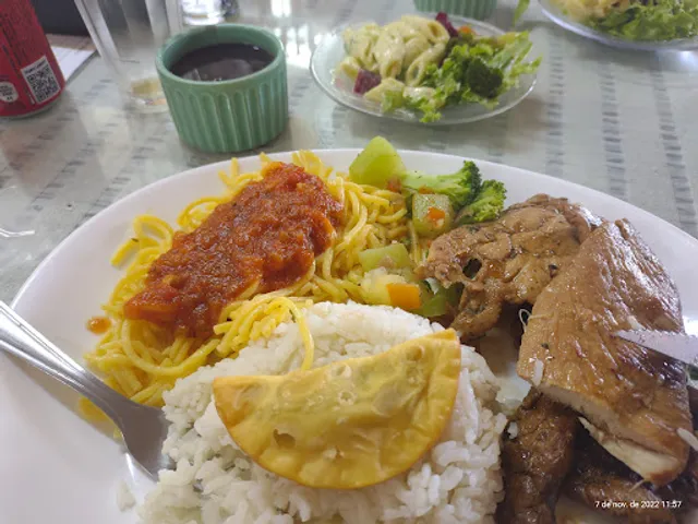 Reza Lenda Restaurante