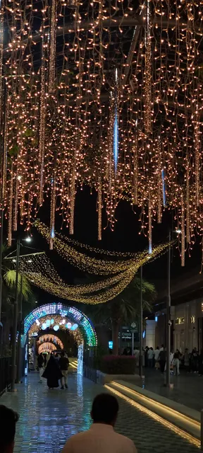 Omseyat Al Sharq Furnished Units 1