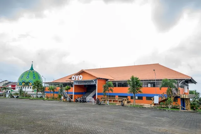 OYO 565 Mutiara Panderman Inn Syariah