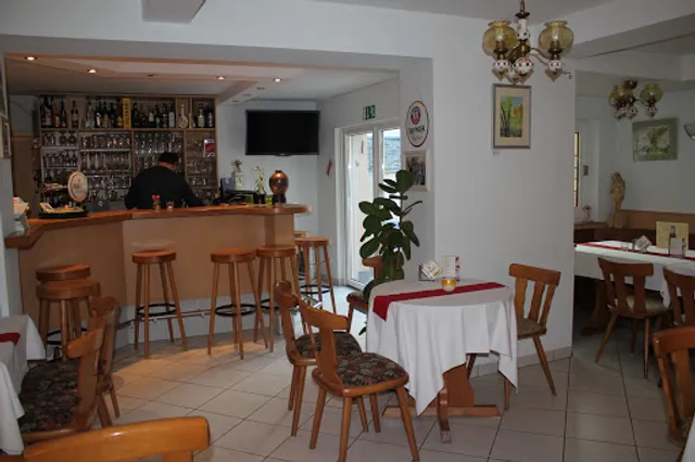 Deutsch-Griechischer Gasthof Zum Wiesengrund