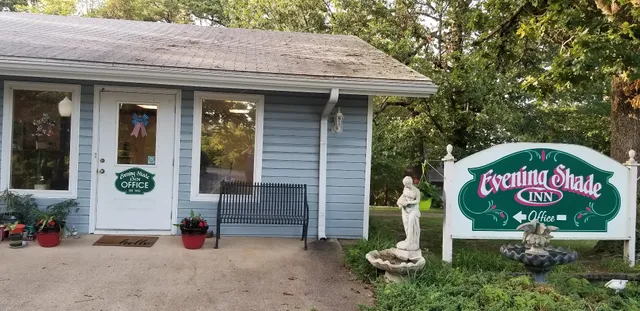 Evening Shade Inn