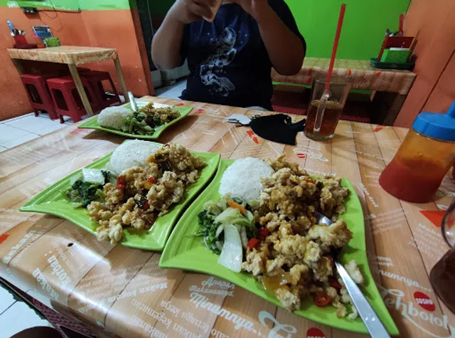Rumah Makan Dan Seafood 99