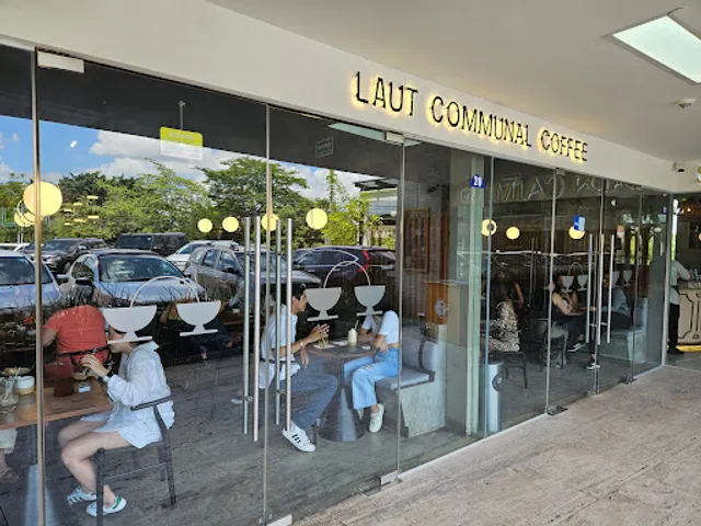 LAUT Communal Coffee. USUMA
