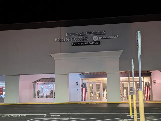 Frontgate Louisville Outlet Store