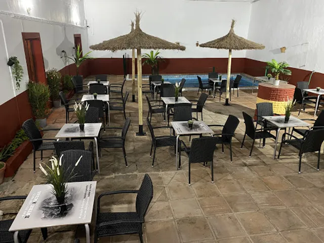 Entre Ascuas & La Roca trattoria Gastrobar