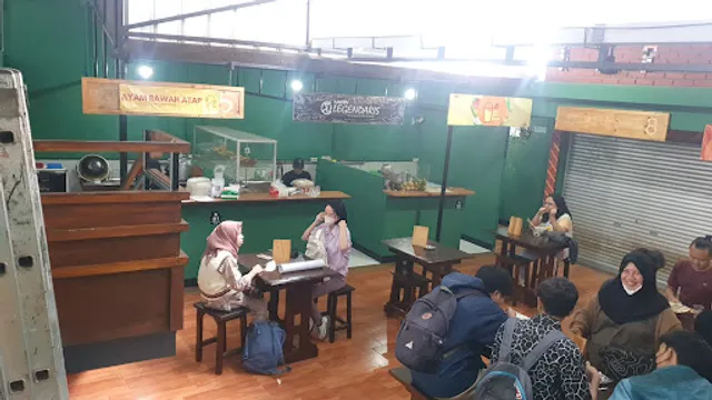 Kantin Legendaris Eat & Drink