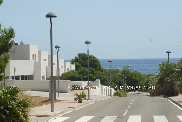 APARTHOTEL CALA D'OQUES MAR