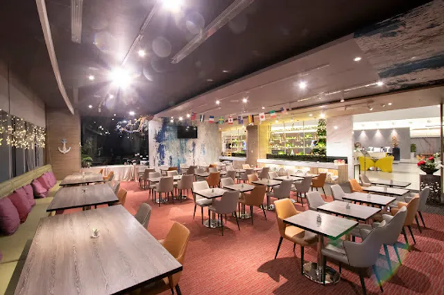 新竹安捷國際酒店 潛艇餐廳 Submarine Café