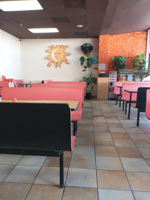 Metro Balderas Restaurant